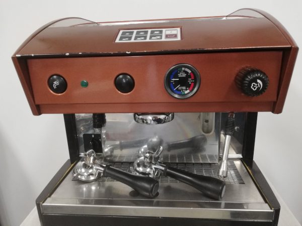 Espressimo 1 karos automata kávégép+1db Rossi RR45A Új kávédaráló