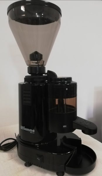 Espressimo 1 karos automata kávégép+1db Rossi RR45A Új kávédaráló